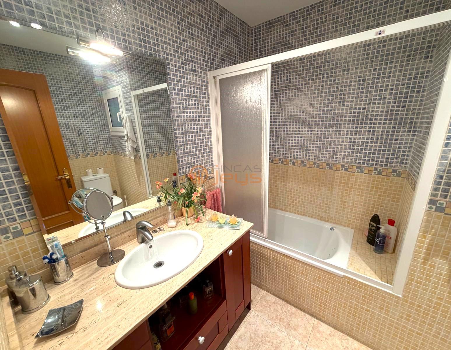 Venta de casa en Coma - Ruga