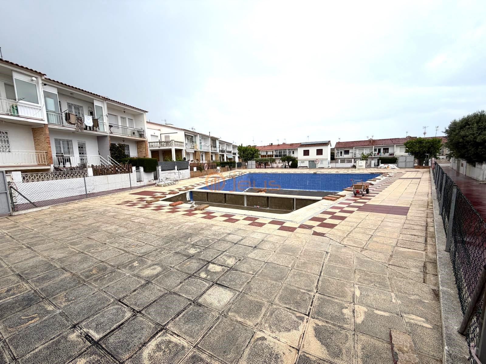 Venta de casa en Coma - Ruga