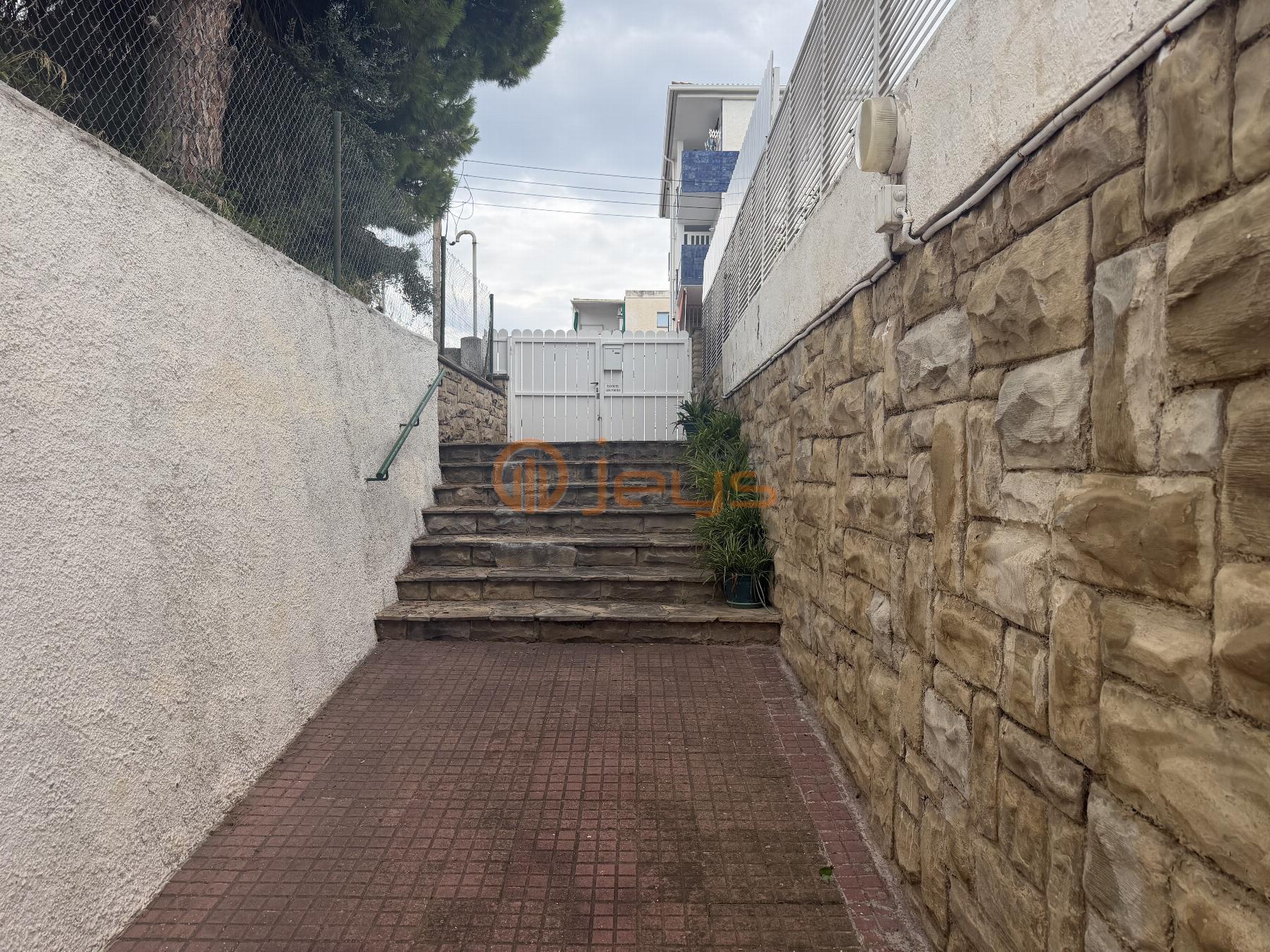 Venta de apartamento en Coma - Ruga