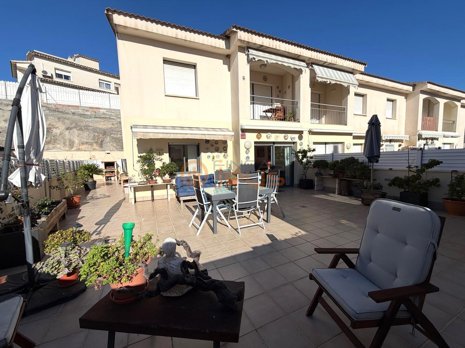 Venta de apartamento en Coma - Ruga