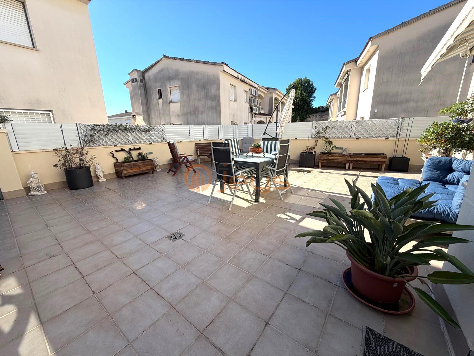 Venta de apartamento en Coma - Ruga
