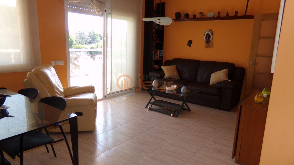 For sale of house in Coma - Ruga