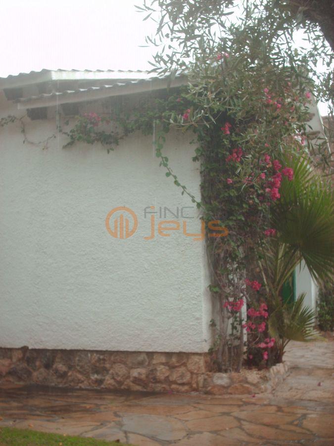 For sale of house in Roda de Barà