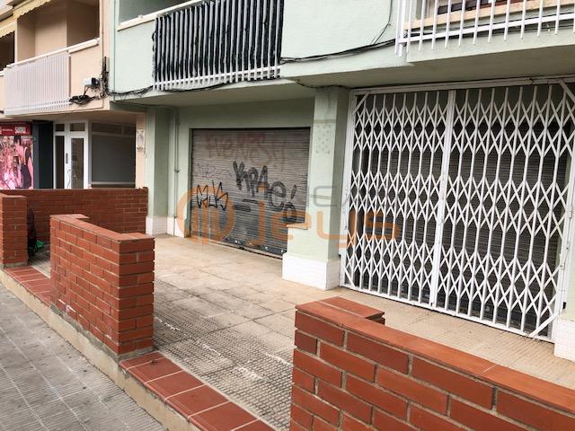For sale of commercial in Coma - Ruga