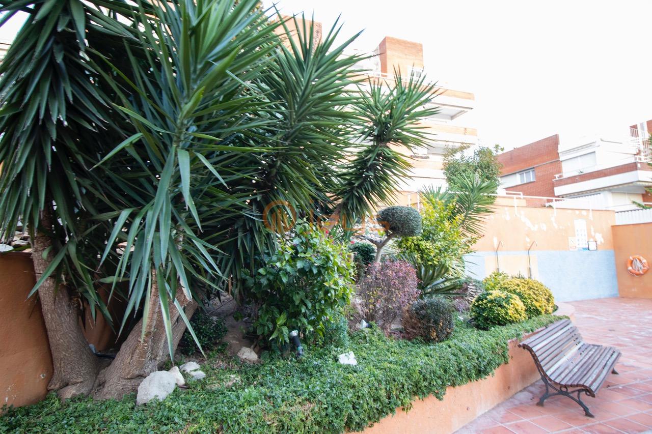 Sprzedaż z apartament w Coma - Ruga