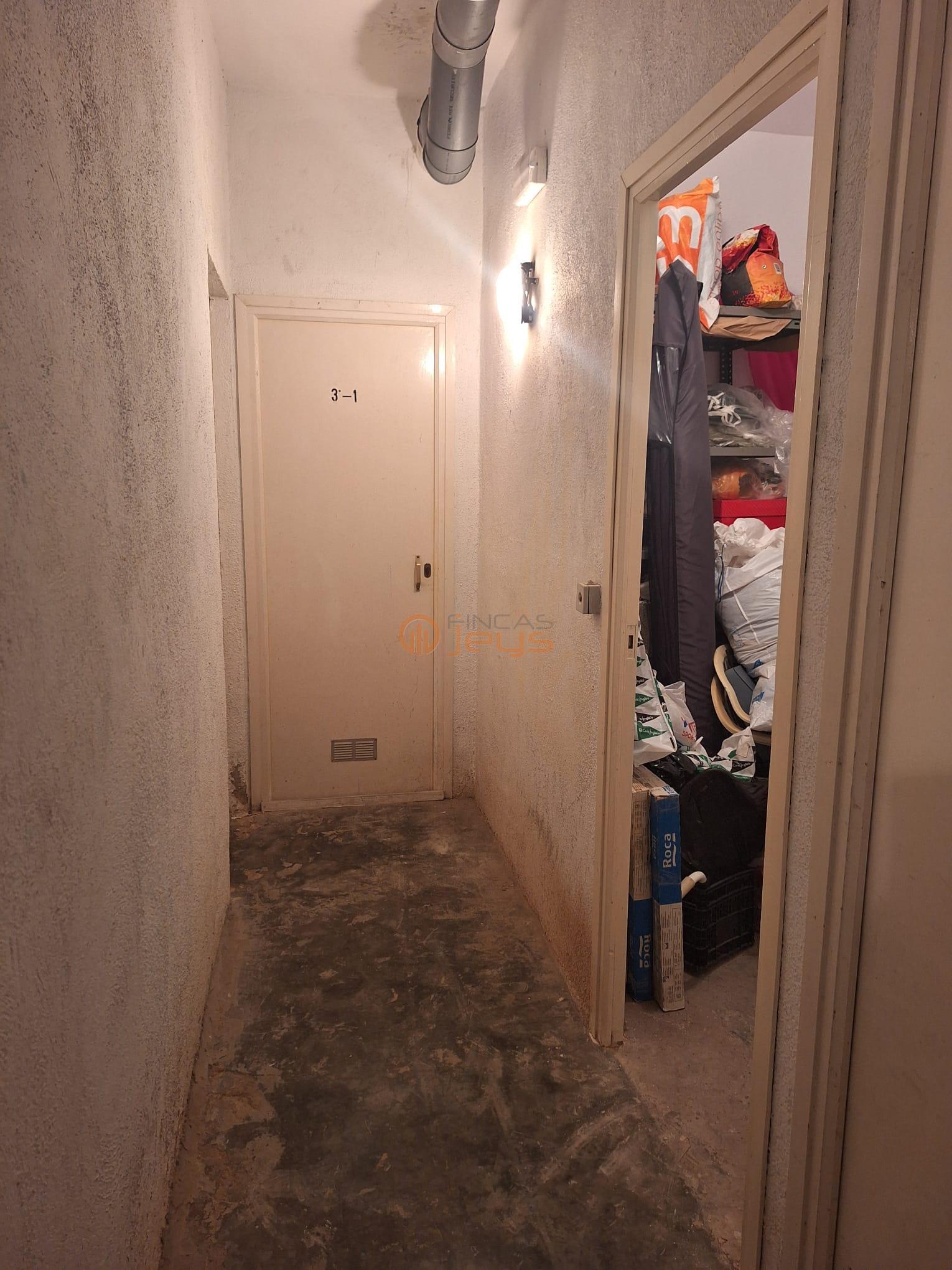 For sale of storage room in El Vendrell