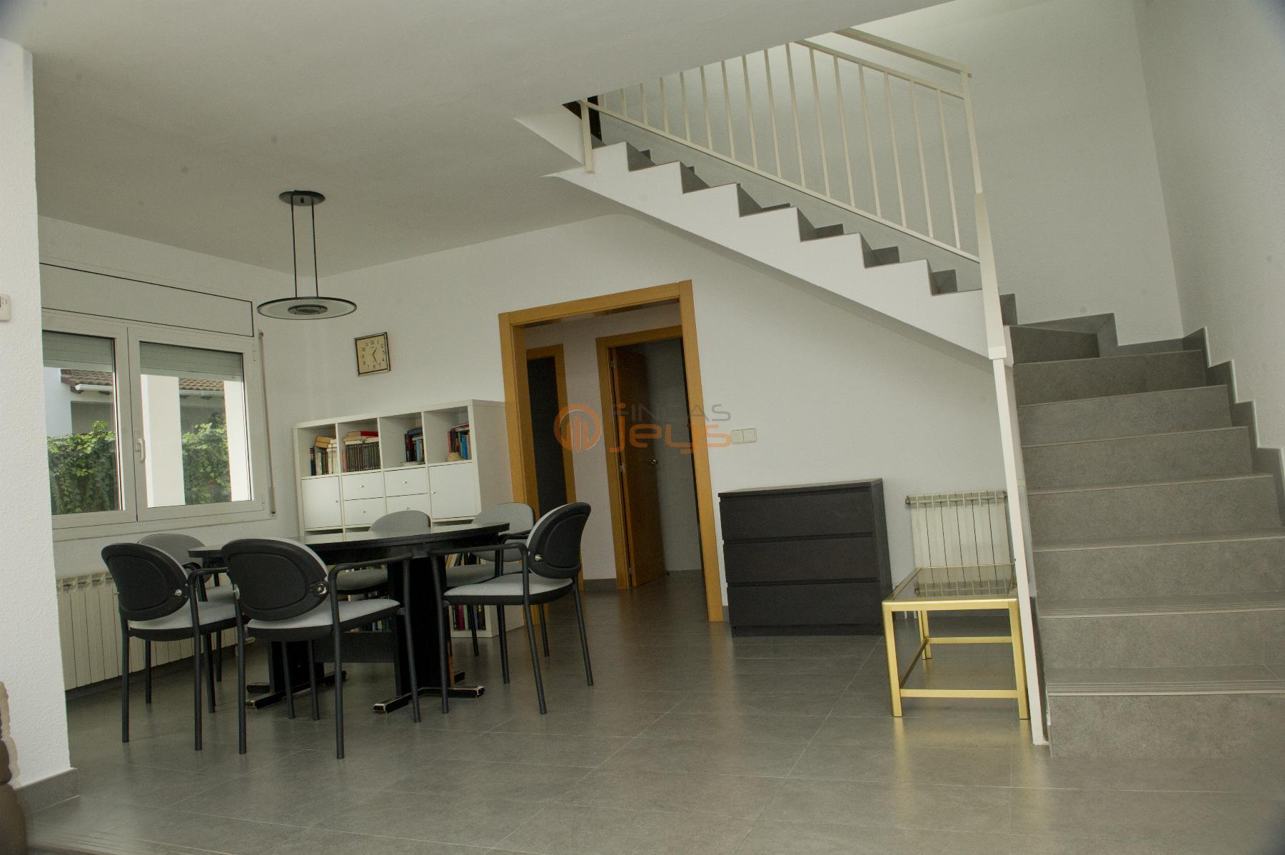 Venta de casa en Coma - Ruga