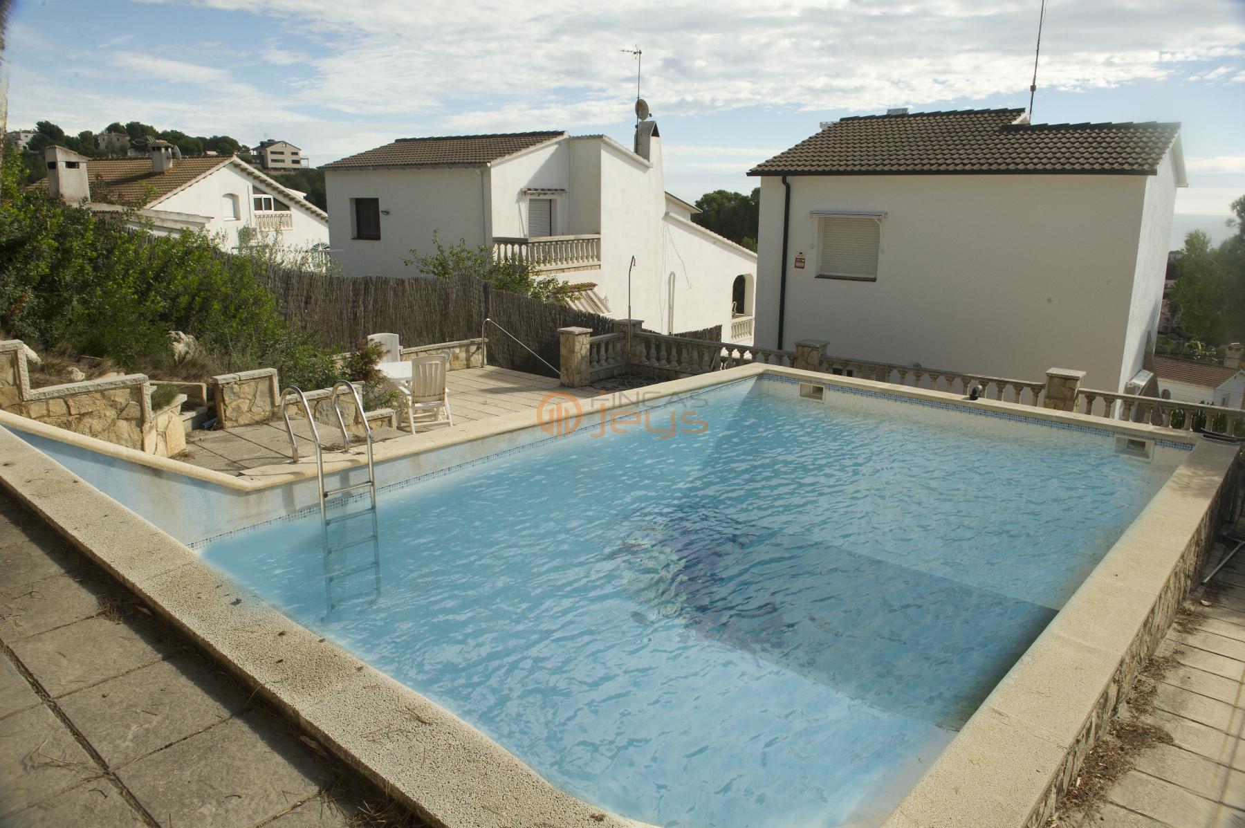 Venta de casa en Coma - Ruga