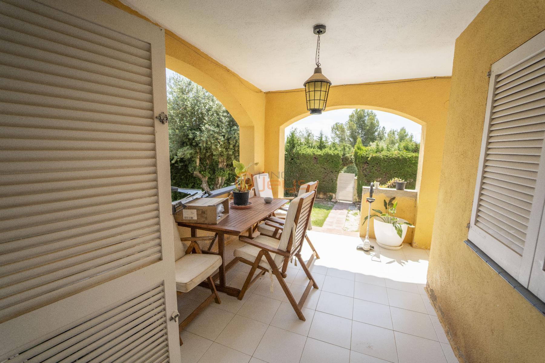 For sale of house in Coma - Ruga