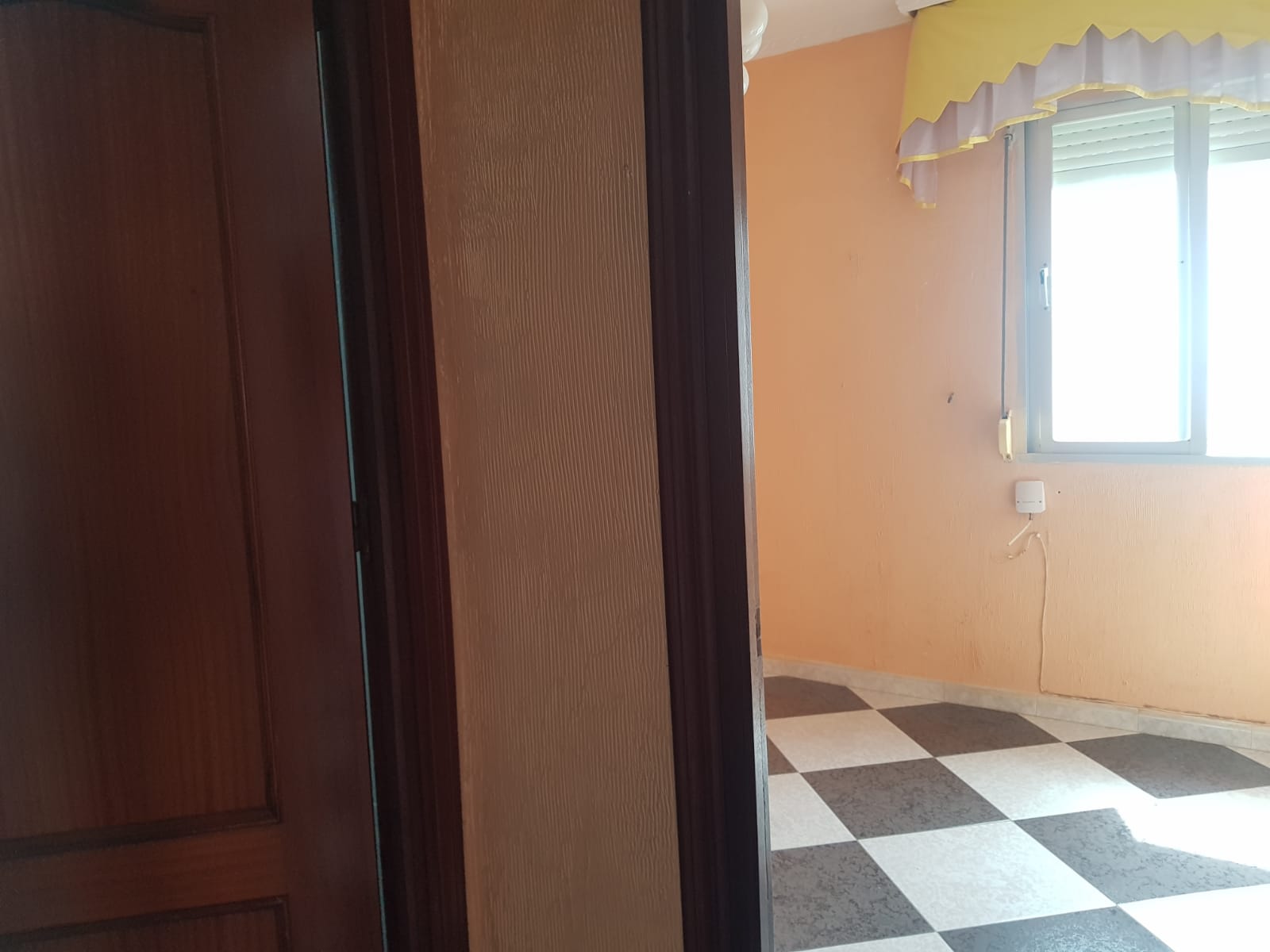 For sale of flat in Cádiz