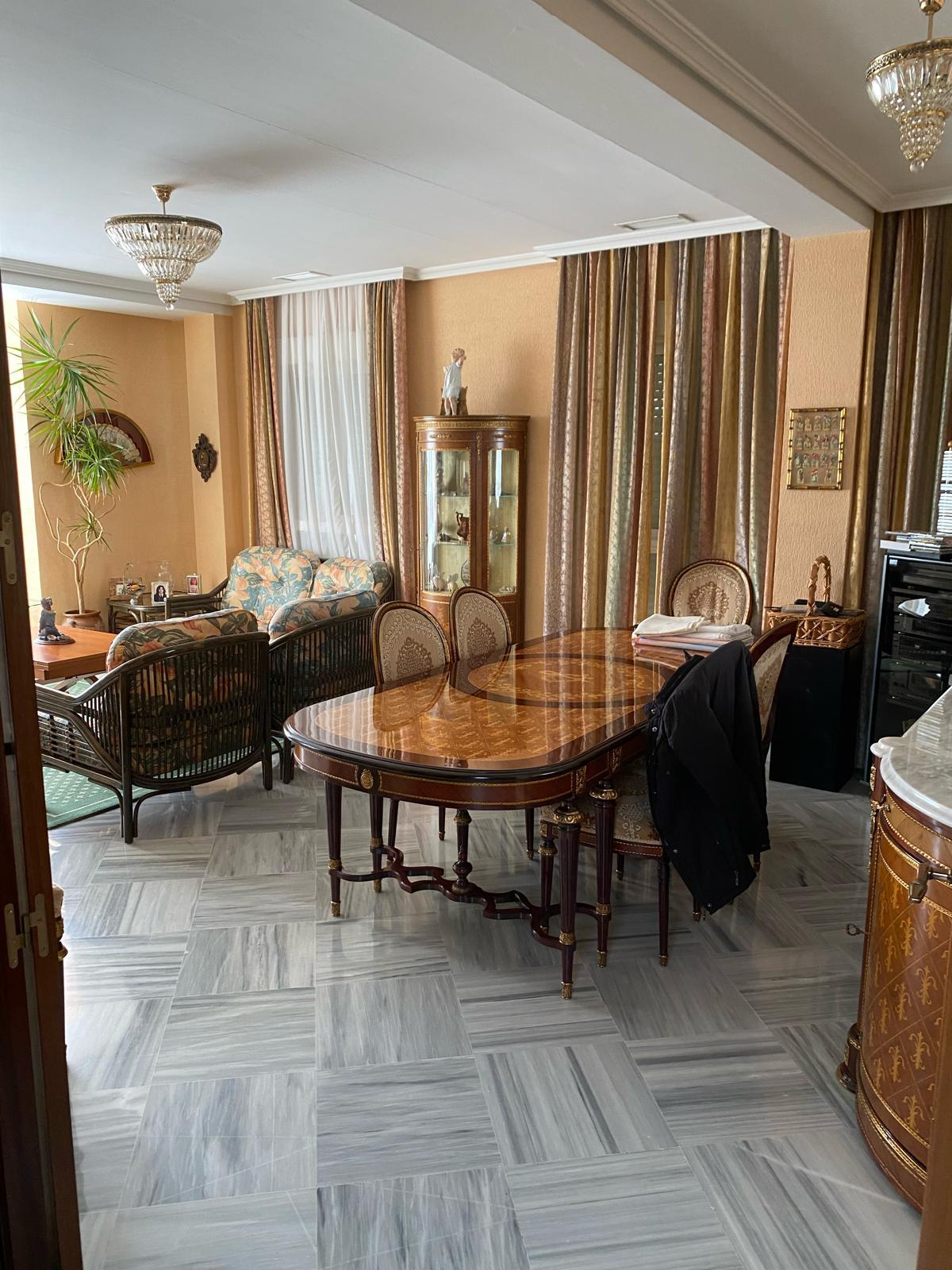 For sale of flat in Cádiz