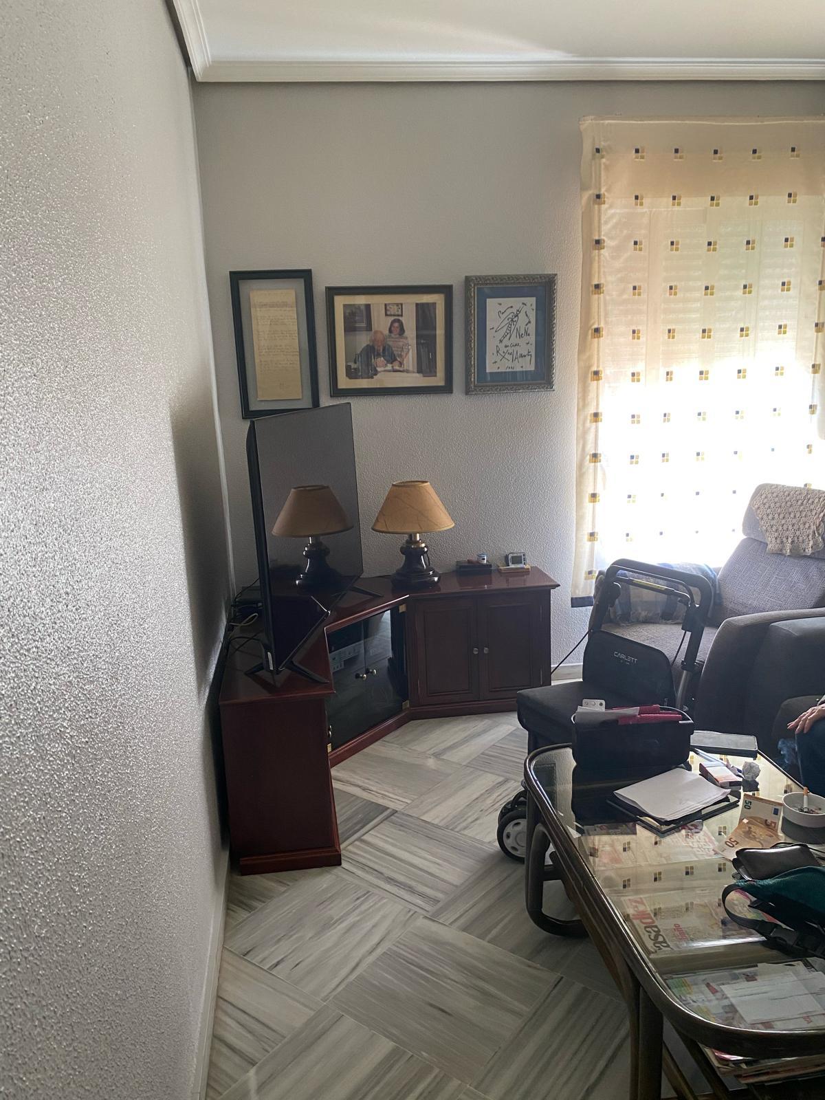 For sale of flat in Cádiz