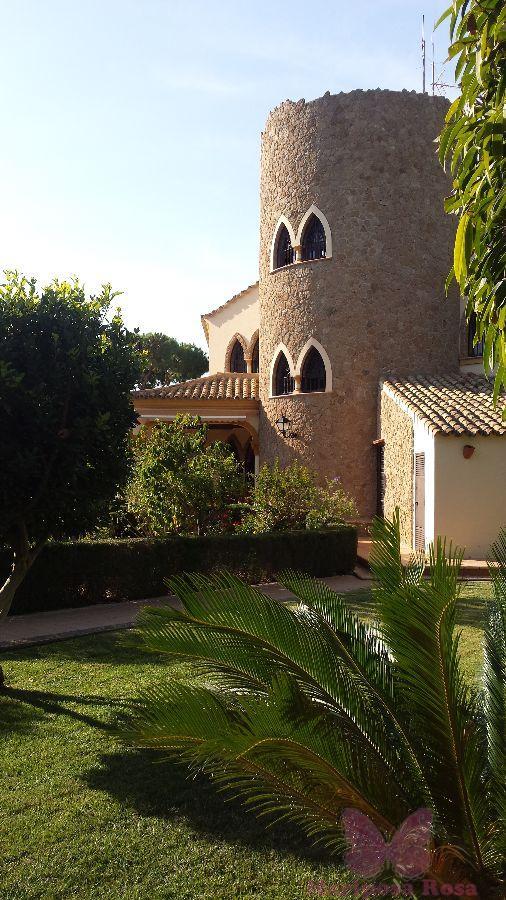 For sale of chalet in Chiclana de la Frontera