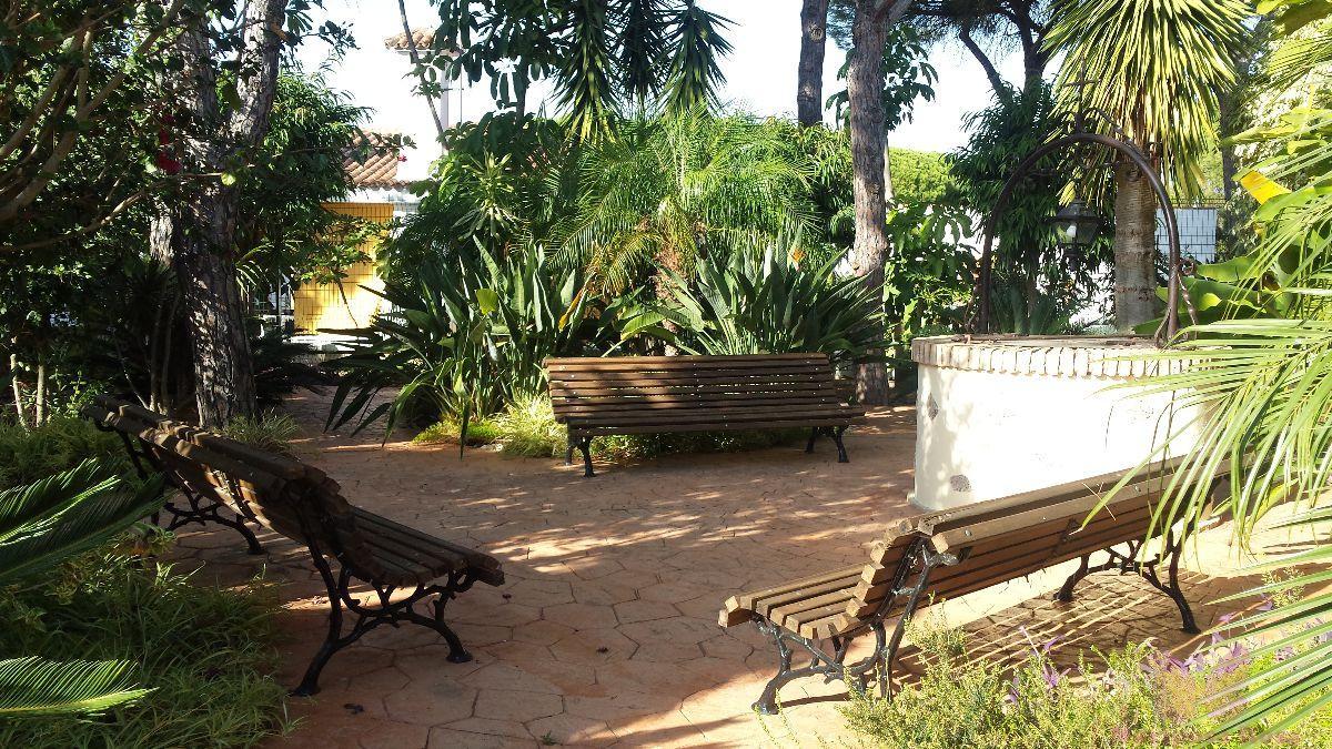 For sale of chalet in Chiclana de la Frontera