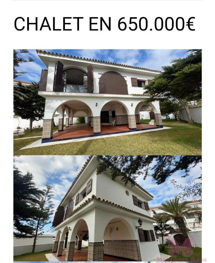 For sale of chalet in Chiclana de la Frontera