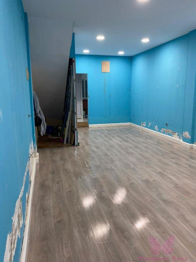 For rent of commercial in Chiclana de la Frontera