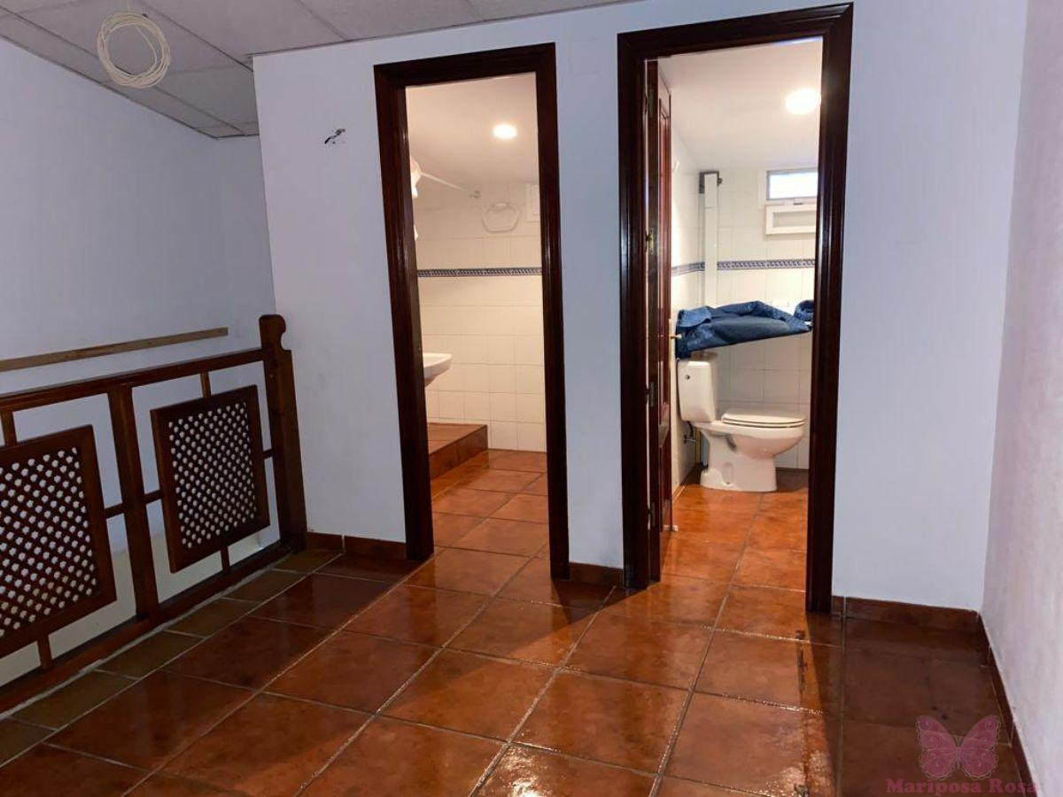 For rent of commercial in Chiclana de la Frontera