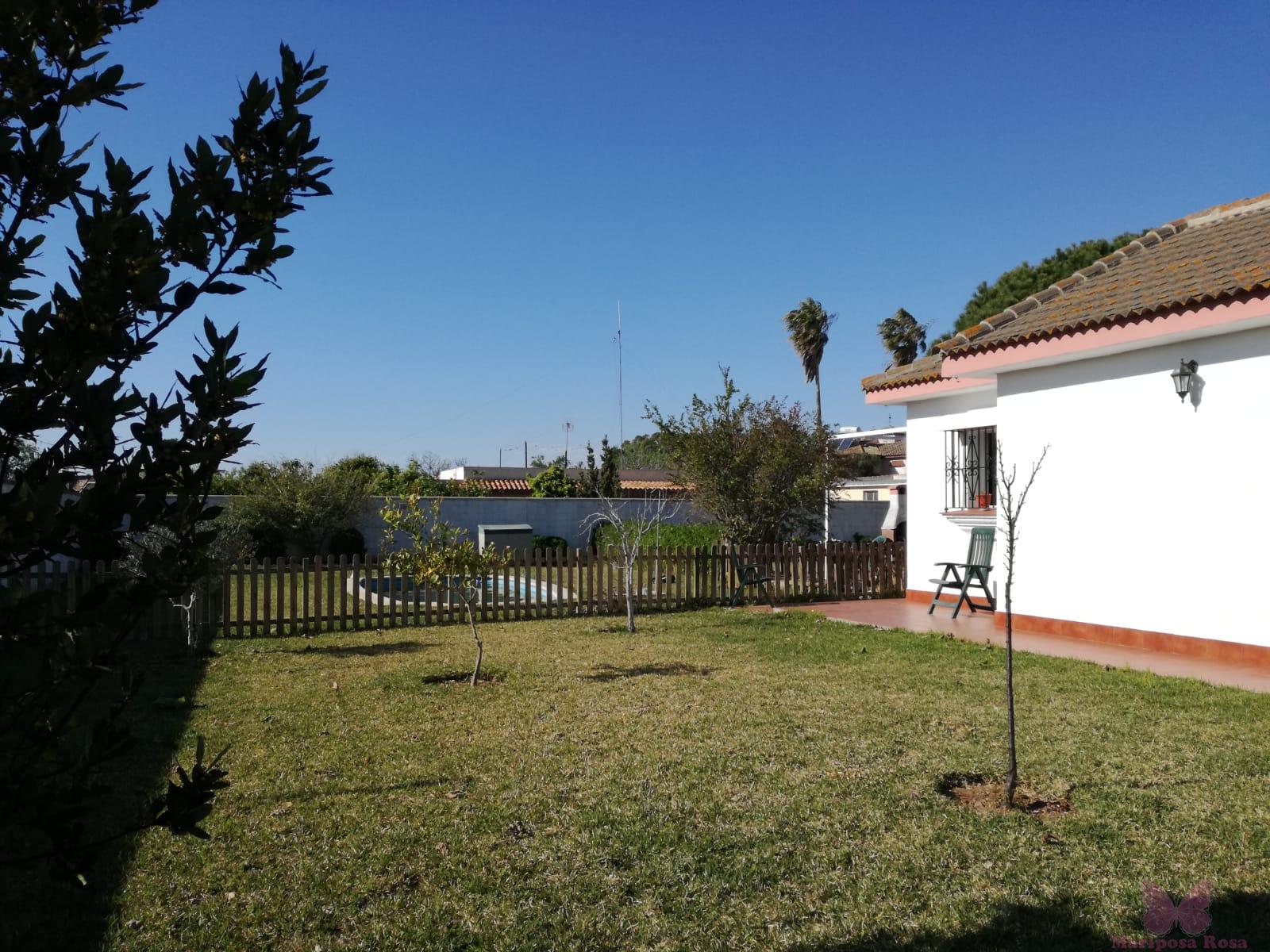 For sale of chalet in Chiclana de la Frontera