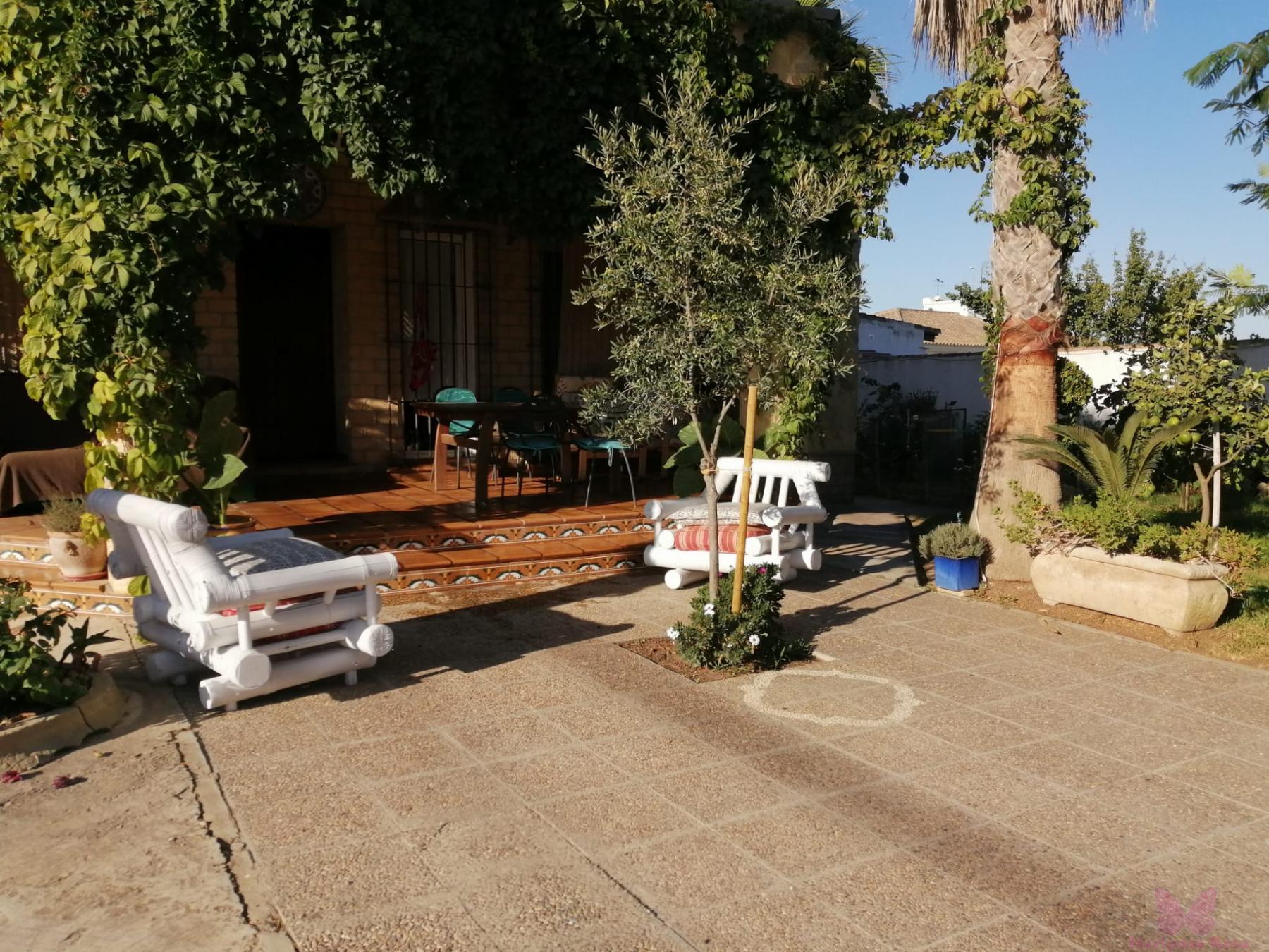 For sale of chalet in Chiclana de la Frontera