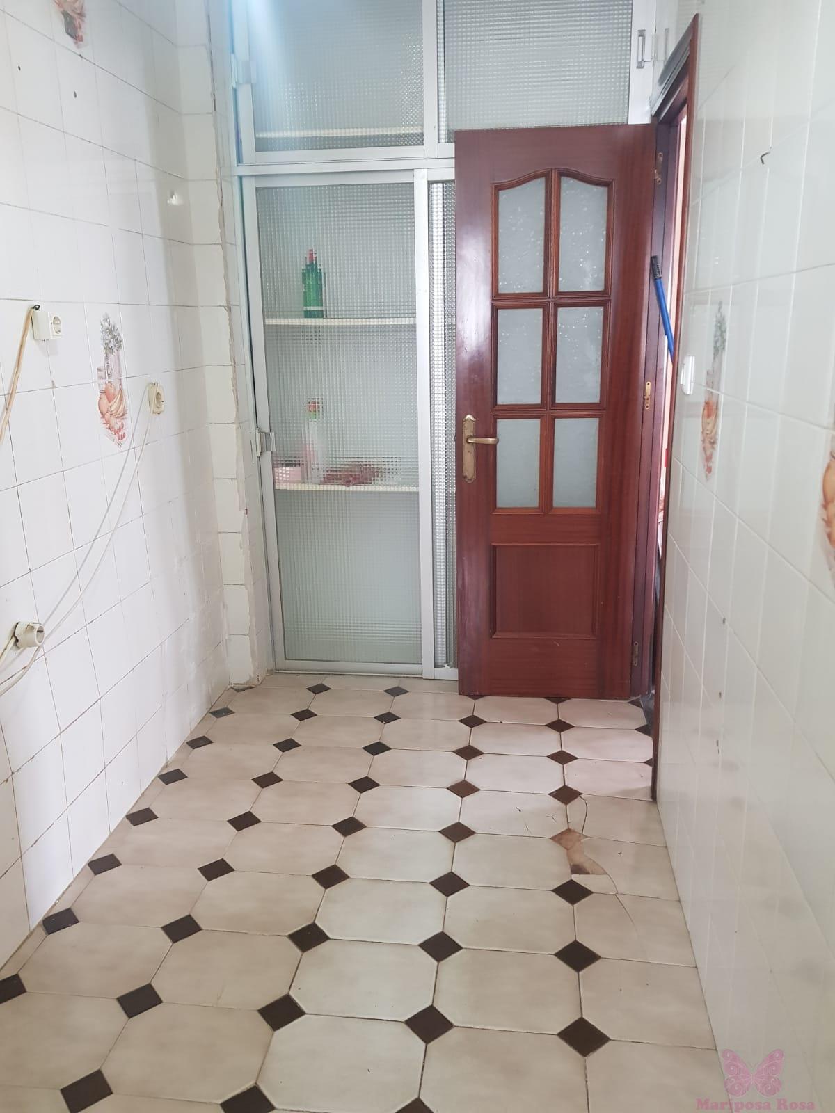 For sale of flat in Cádiz