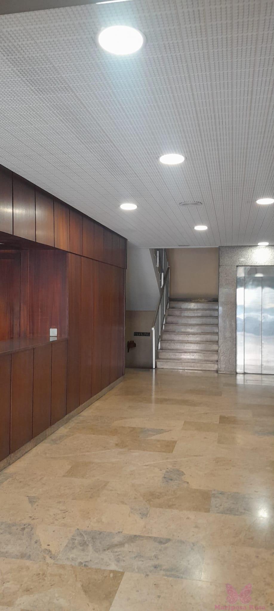 For sale of office in Cádiz