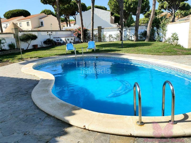 For sale of chalet in Chiclana de la Frontera