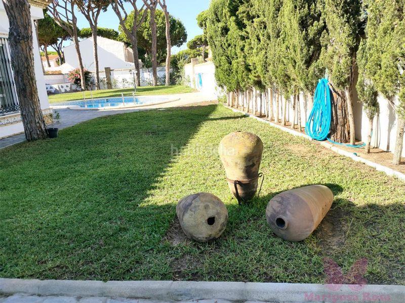 For sale of chalet in Chiclana de la Frontera