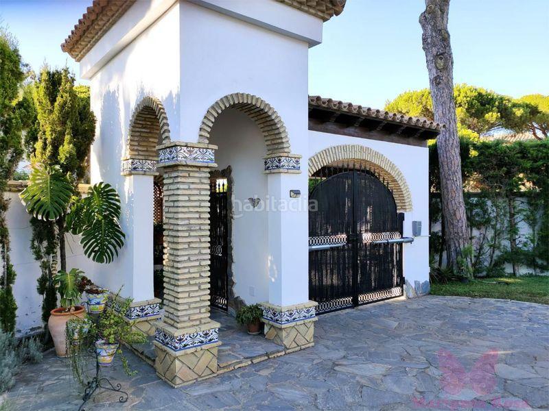 For sale of chalet in Chiclana de la Frontera