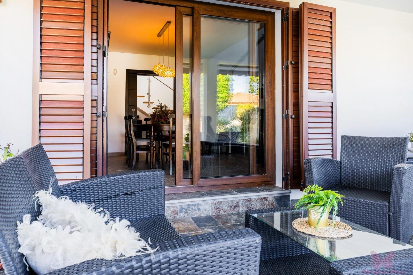 For sale of chalet in Chiclana de la Frontera