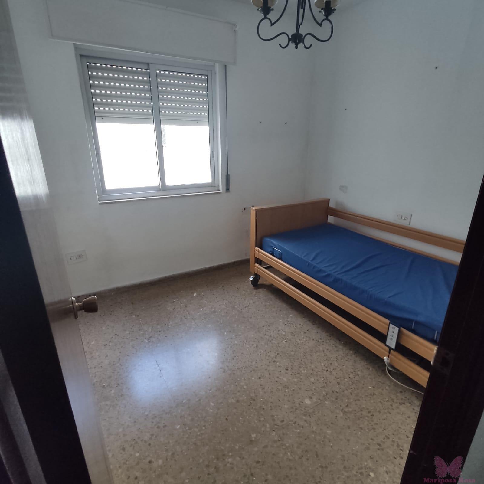 For sale of flat in Cádiz