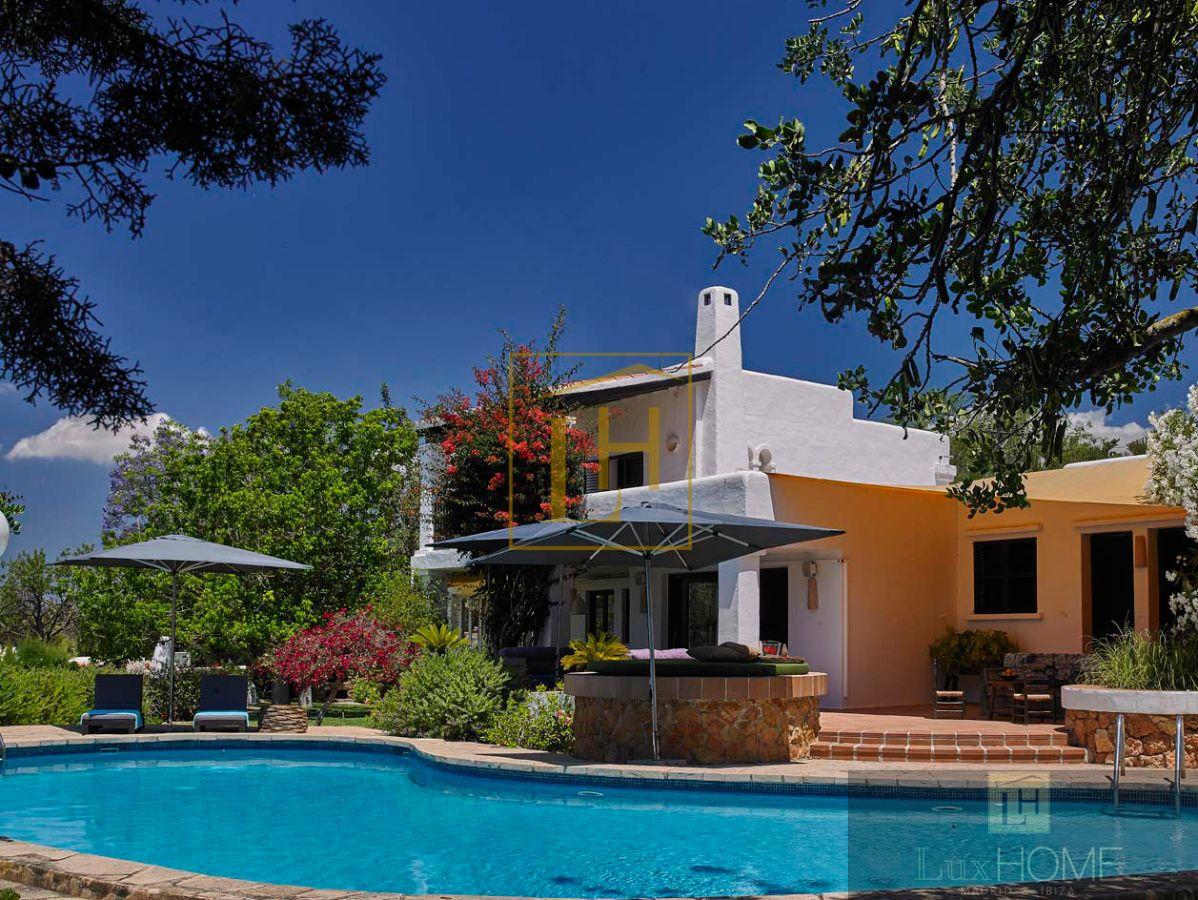 For sale of house in Santa Eulalia del Río