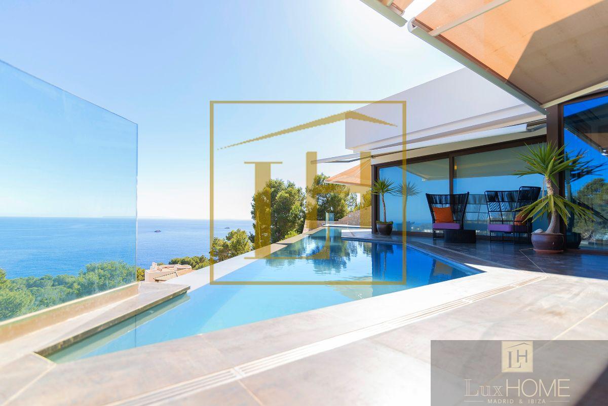 For sale of villa in Santa Eulalia del Río