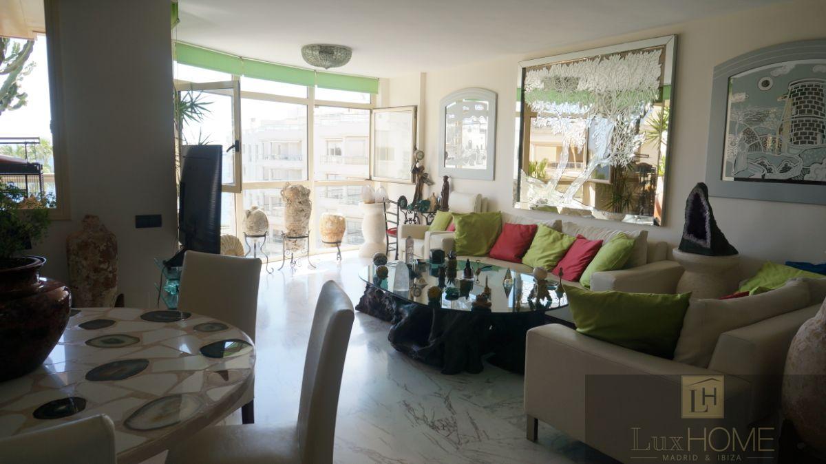 For sale of penthouse in Ibiza