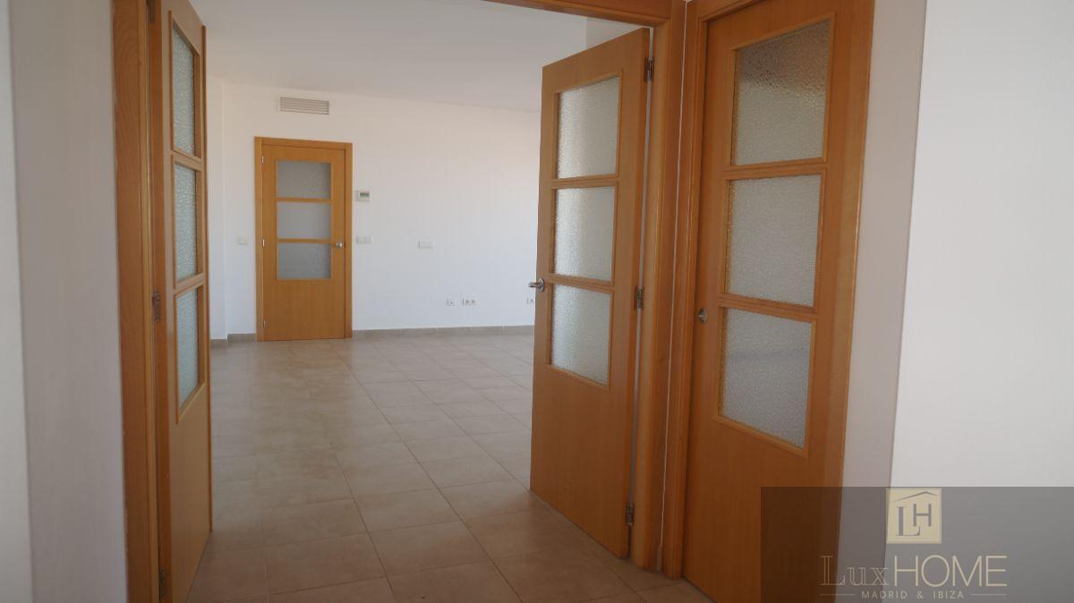 For sale of penthouse in Ibiza