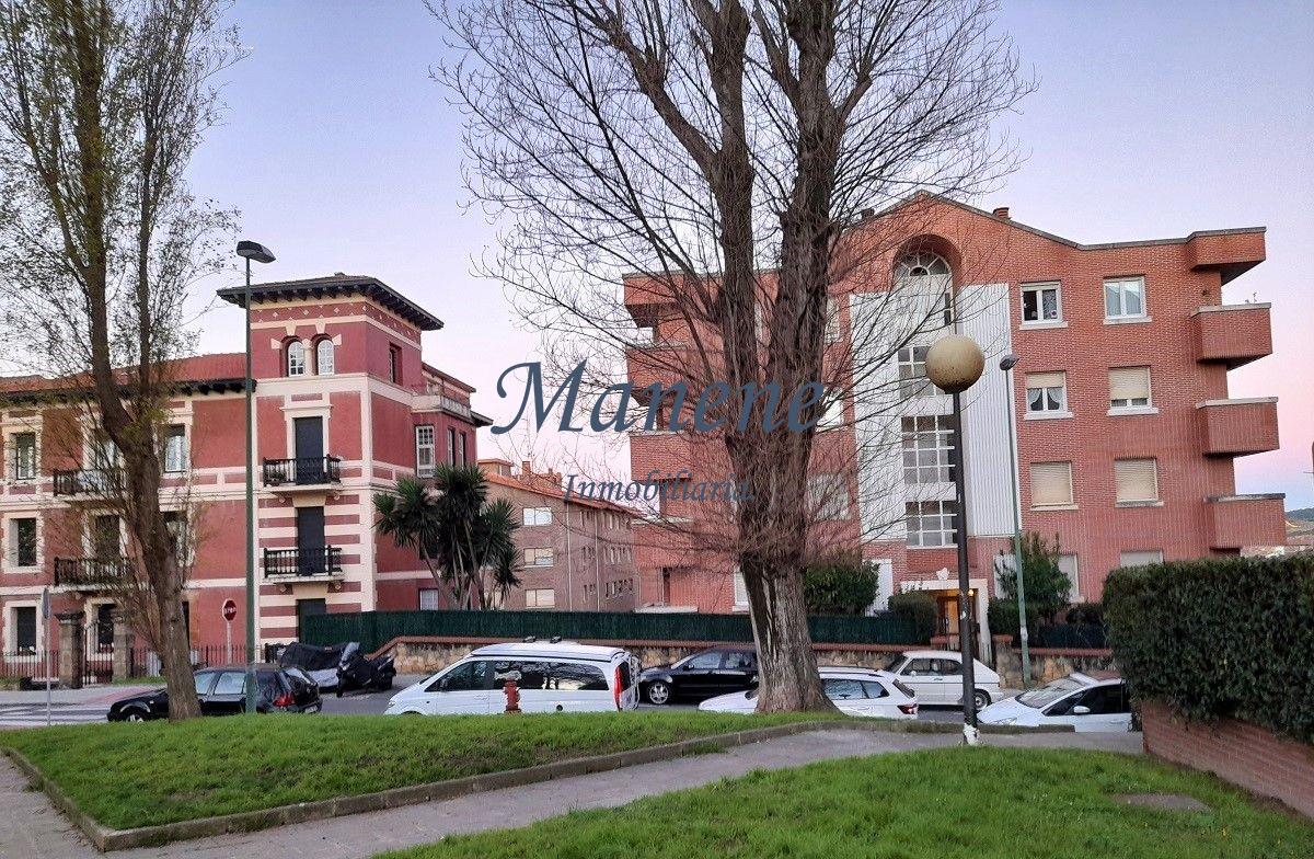 For sale of flat in Getxo