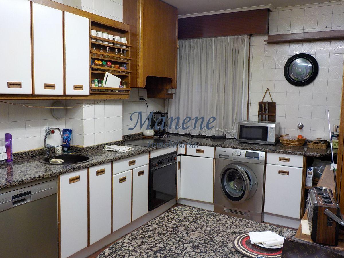 For sale of flat in Getxo