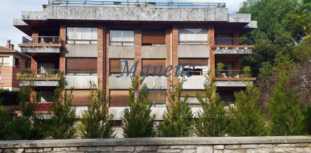 For sale of flat in Getxo