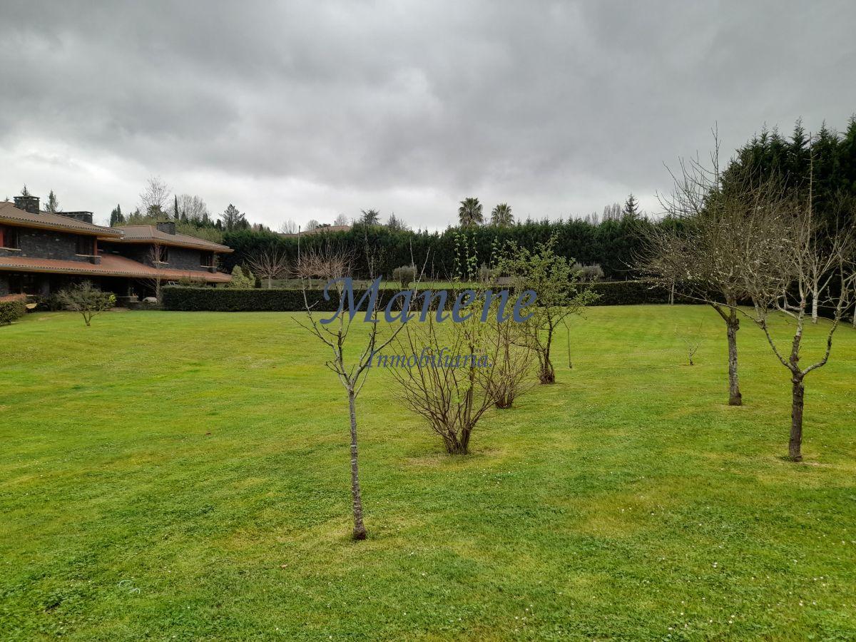 For sale of chalet in Loiu