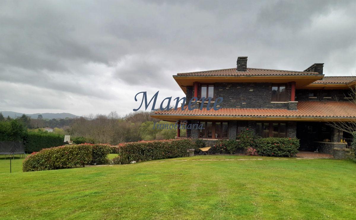For sale of chalet in Loiu