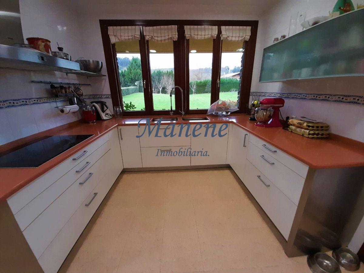 For sale of chalet in Loiu