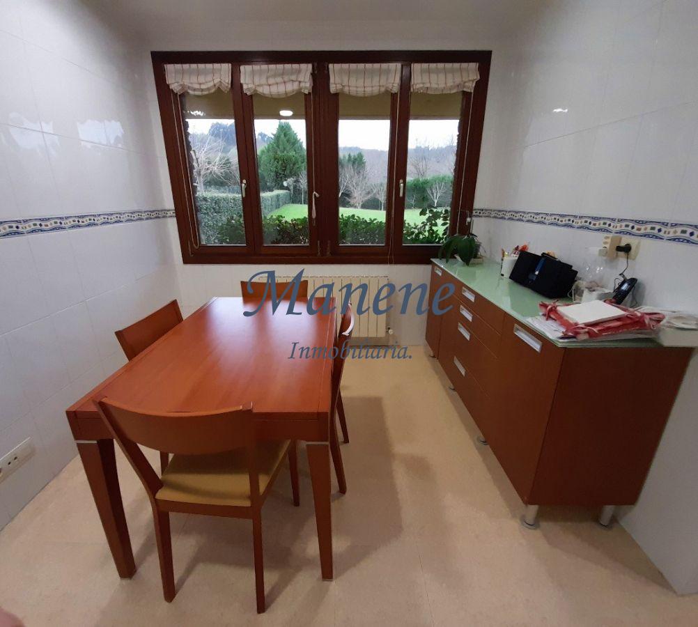 For sale of chalet in Loiu