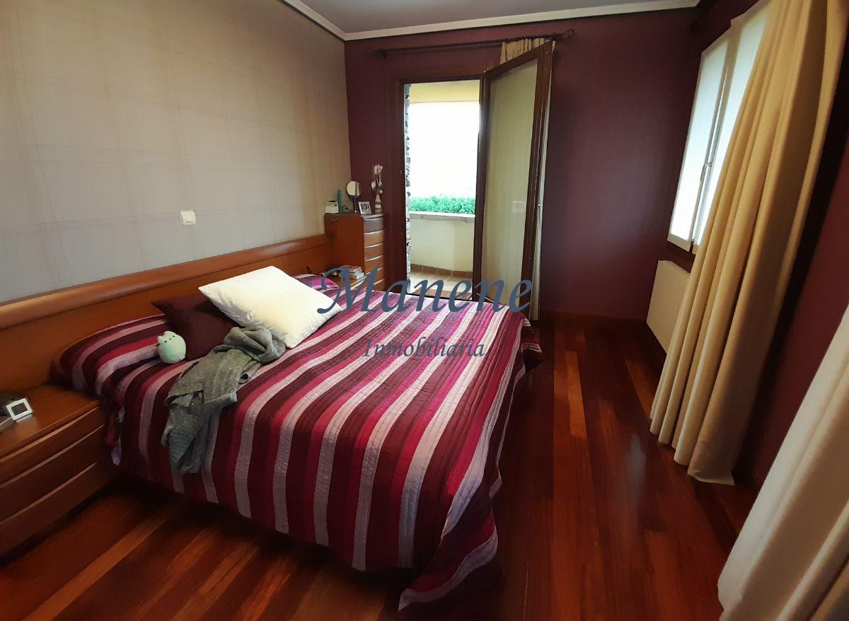For sale of chalet in Loiu