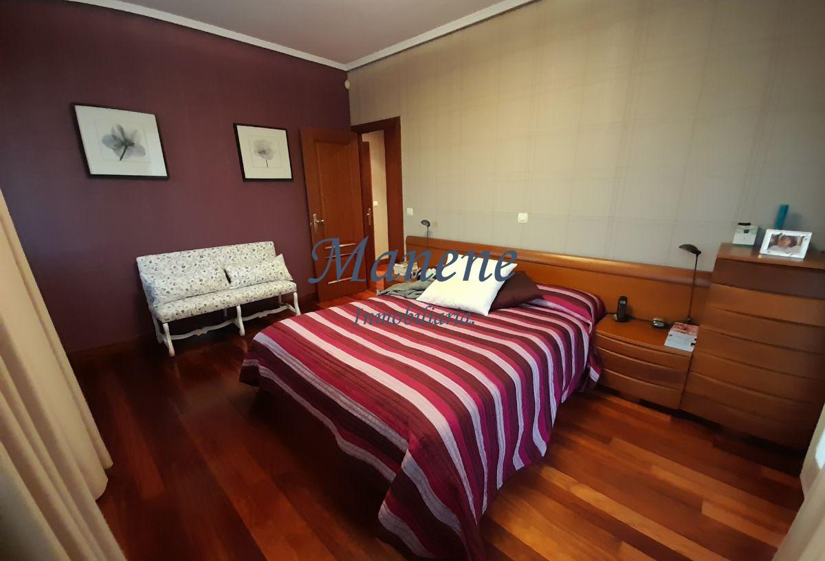 For sale of chalet in Loiu