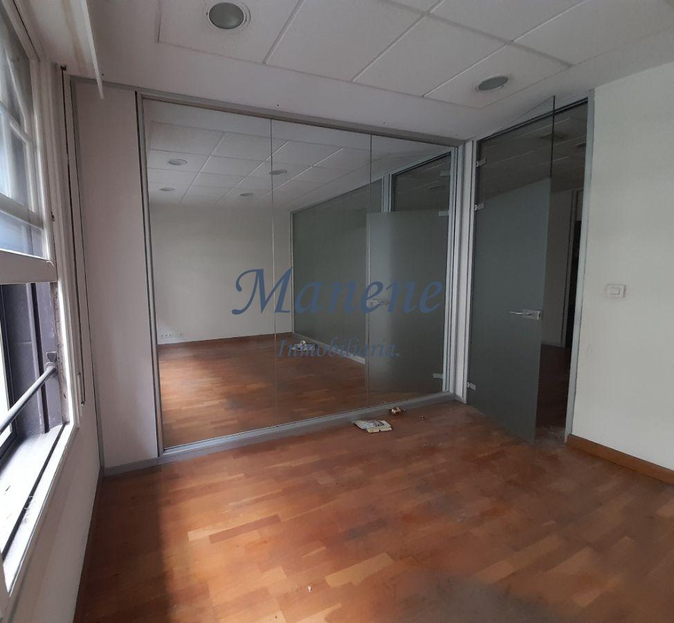 For rent of office in Bilbao