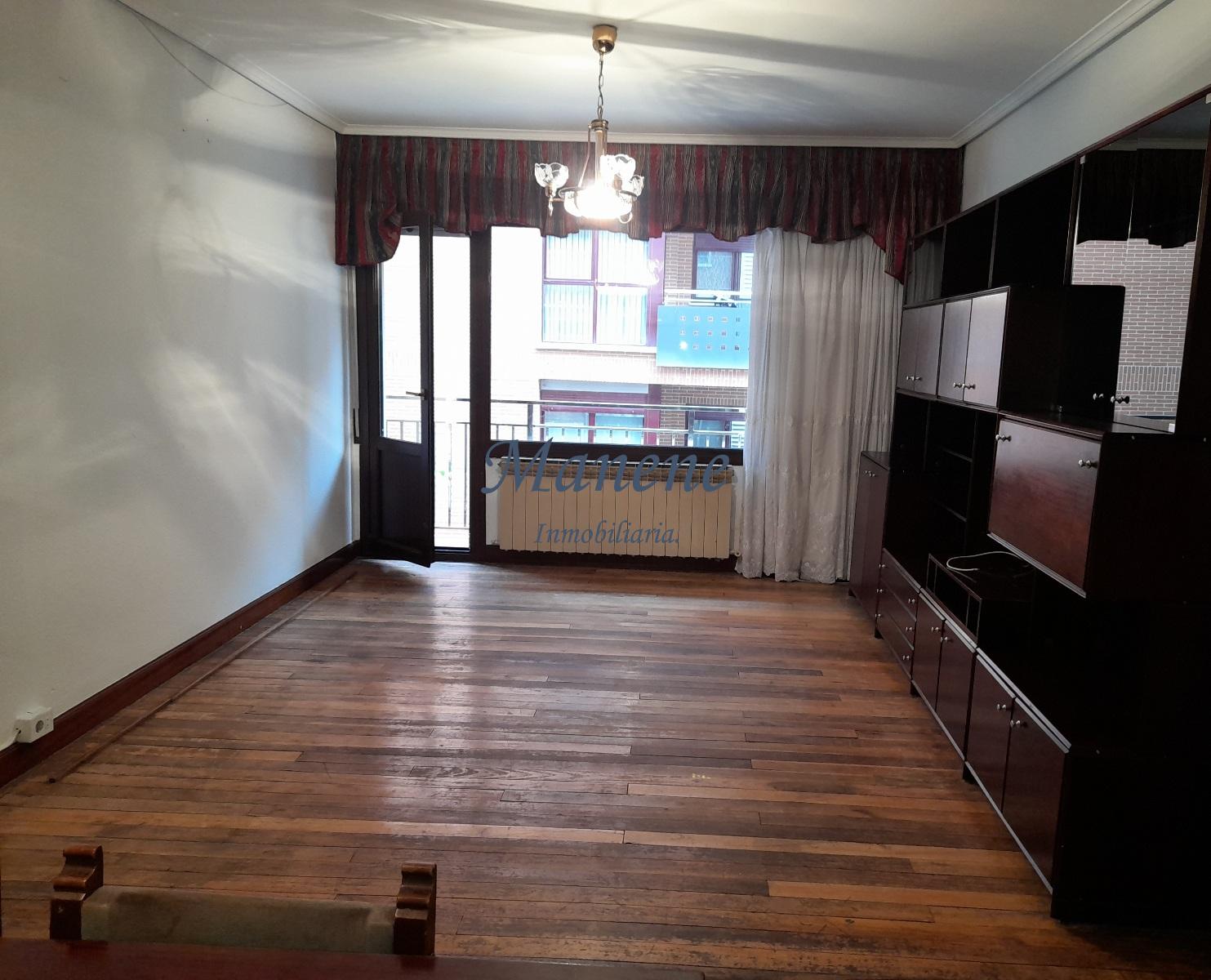 For sale of flat in Getxo