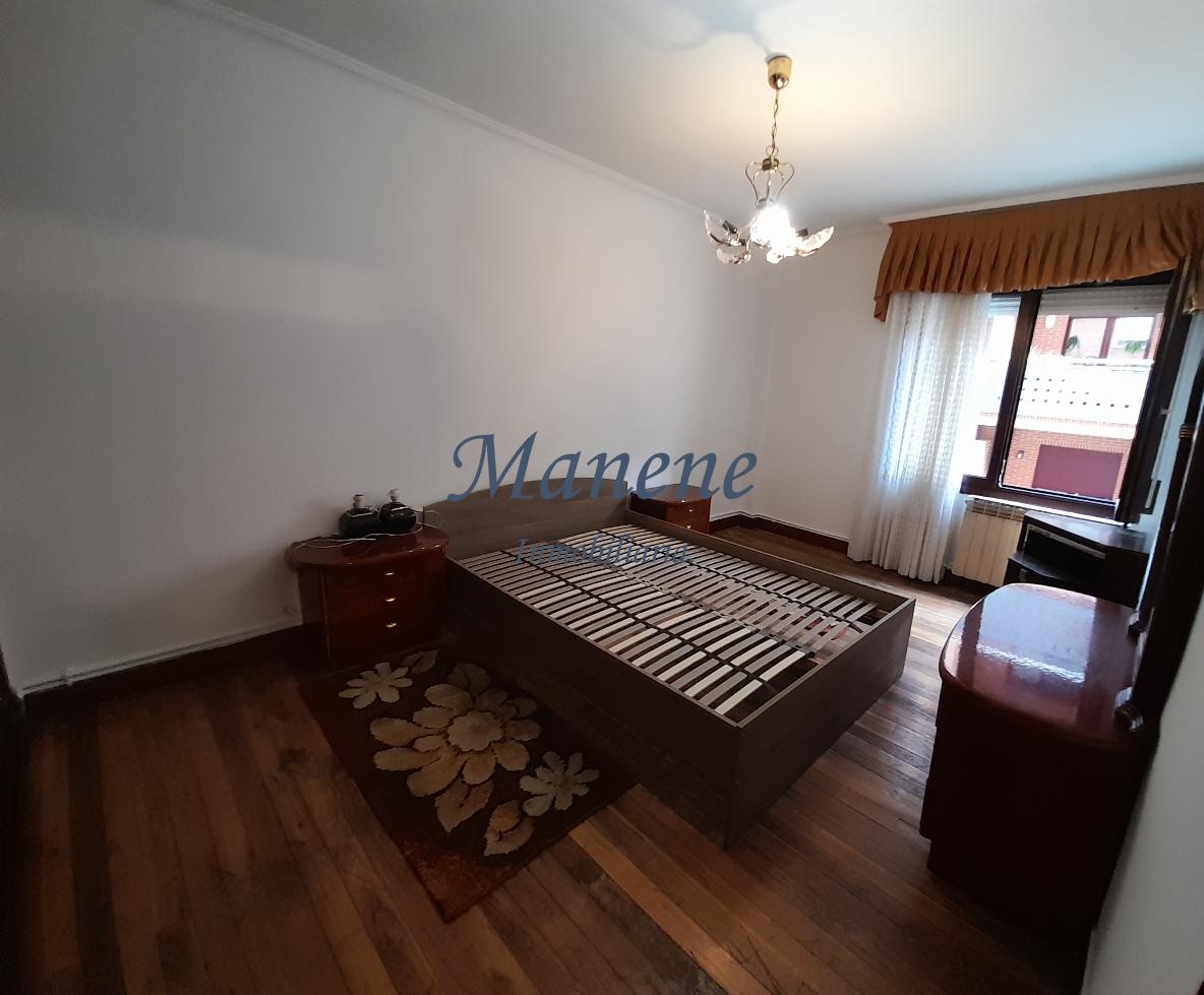 For sale of flat in Getxo