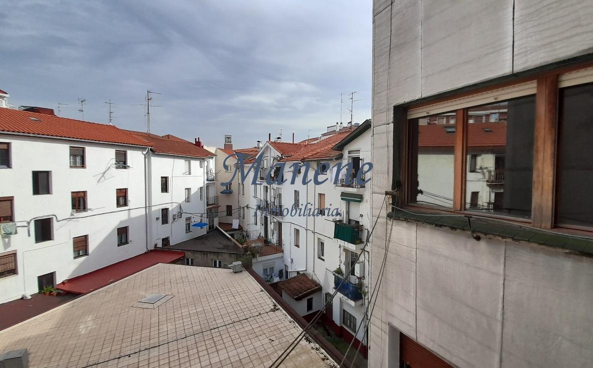For sale of flat in Getxo