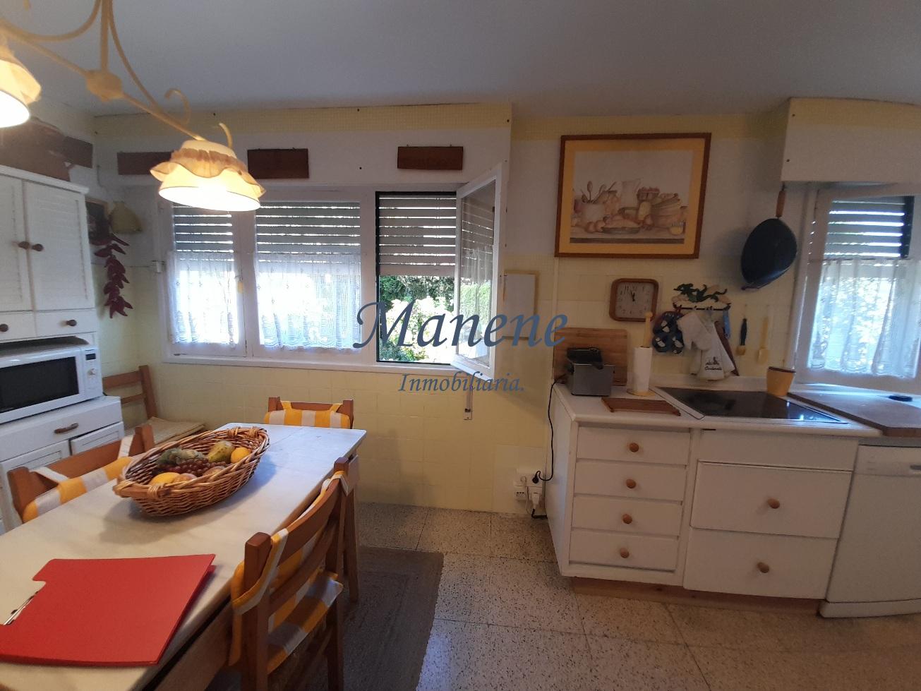 For sale of chalet in Getxo