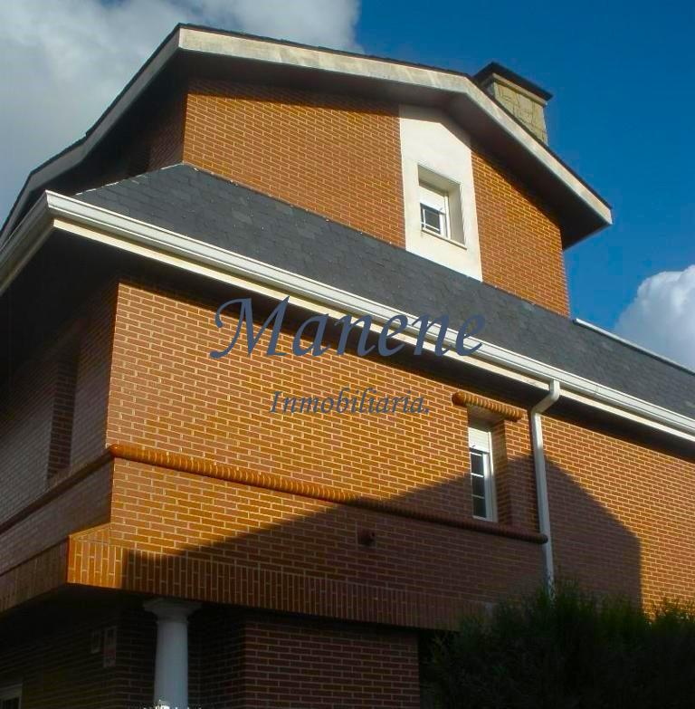 For sale of chalet in Getxo