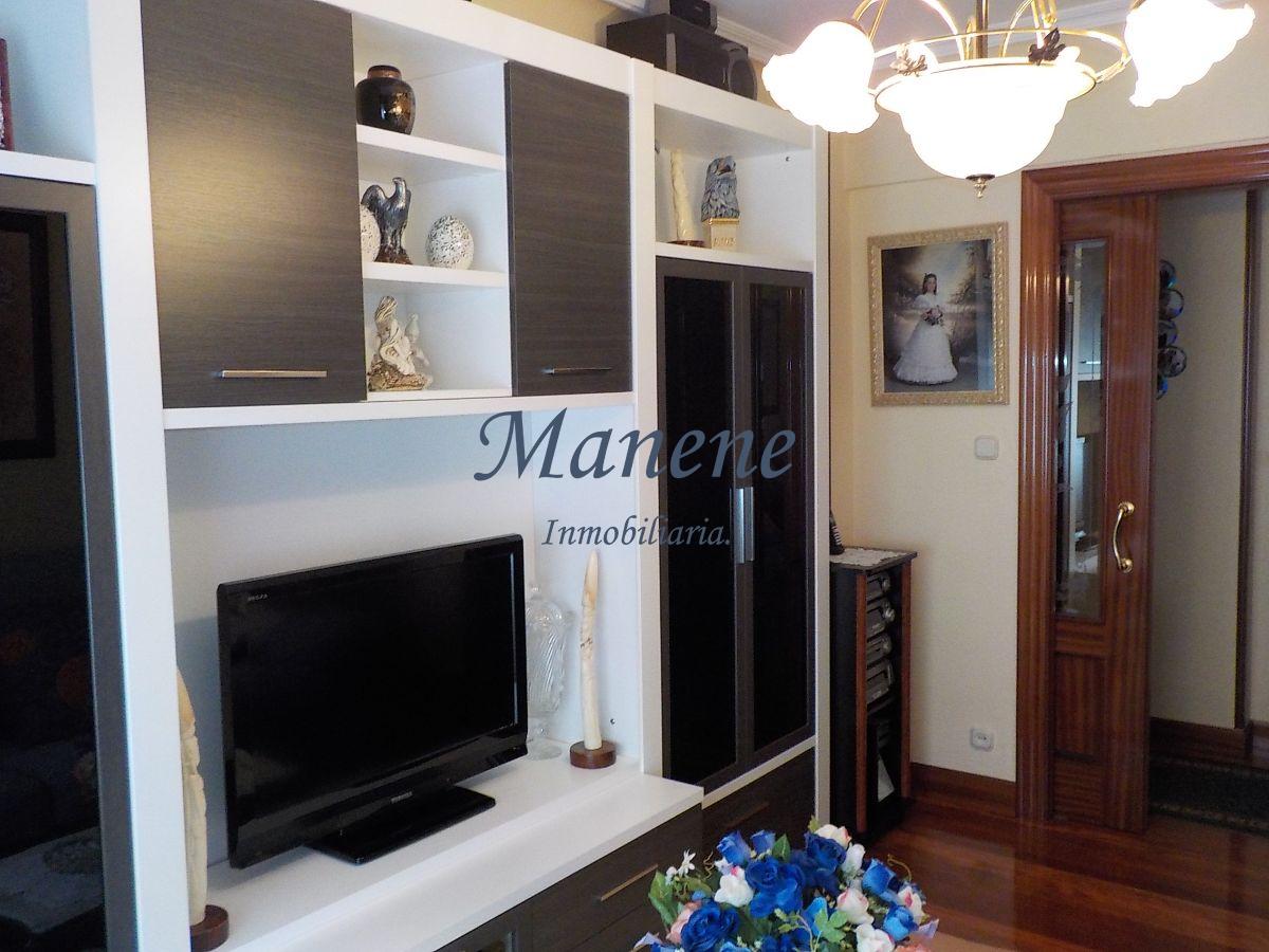 For sale of flat in Sopelana